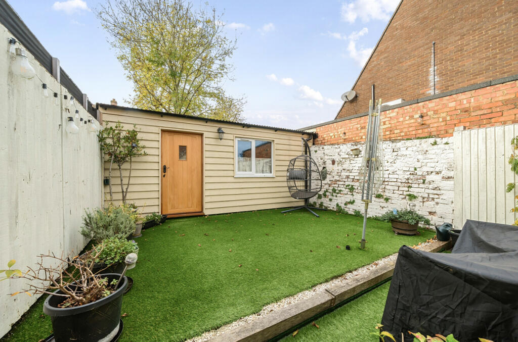 Additional image 15 of The Causeway, Dunmow, Essex, CM6