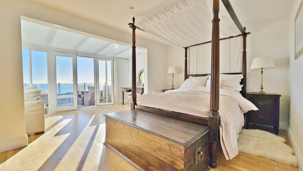 Additional image 16 of Green Lane, Walton On The Naze