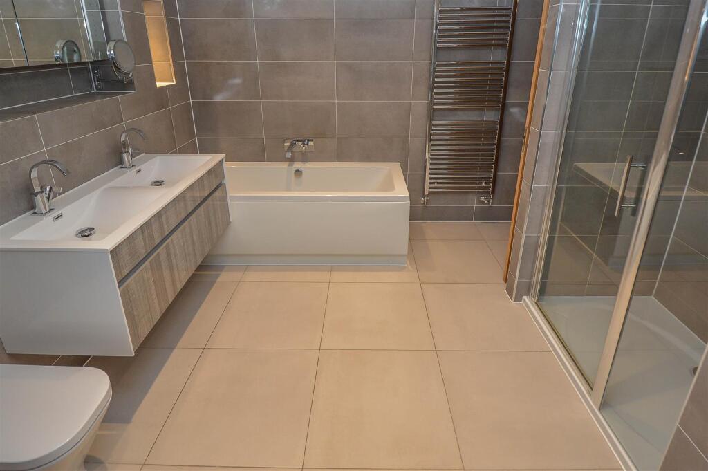 Additional image 23 of Woodside Place, Great Warley, Brentwood