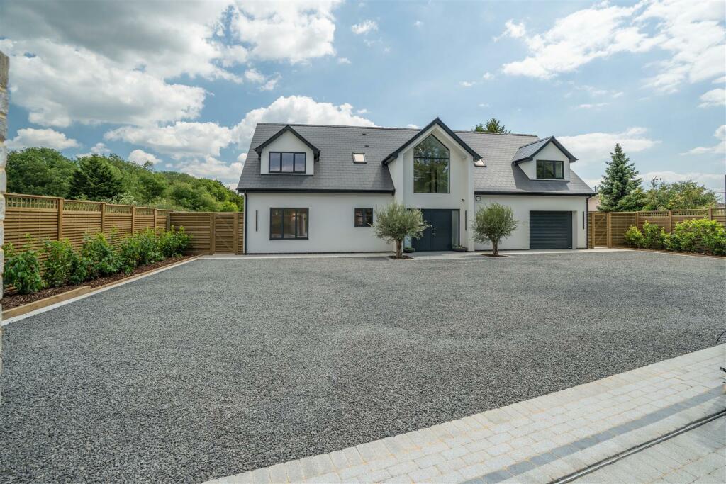 Additional image 65 of Broomhills Chase, Little Burstead, Billericay