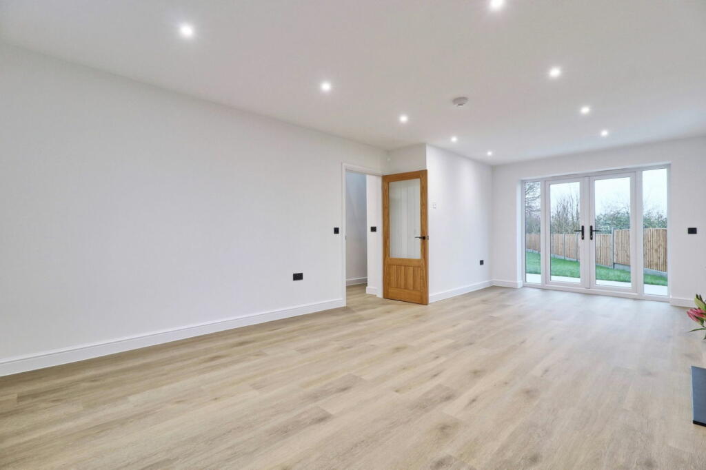 Additional image 12 of Thistley Green Road, Braintree, Essex, CM7 9SE