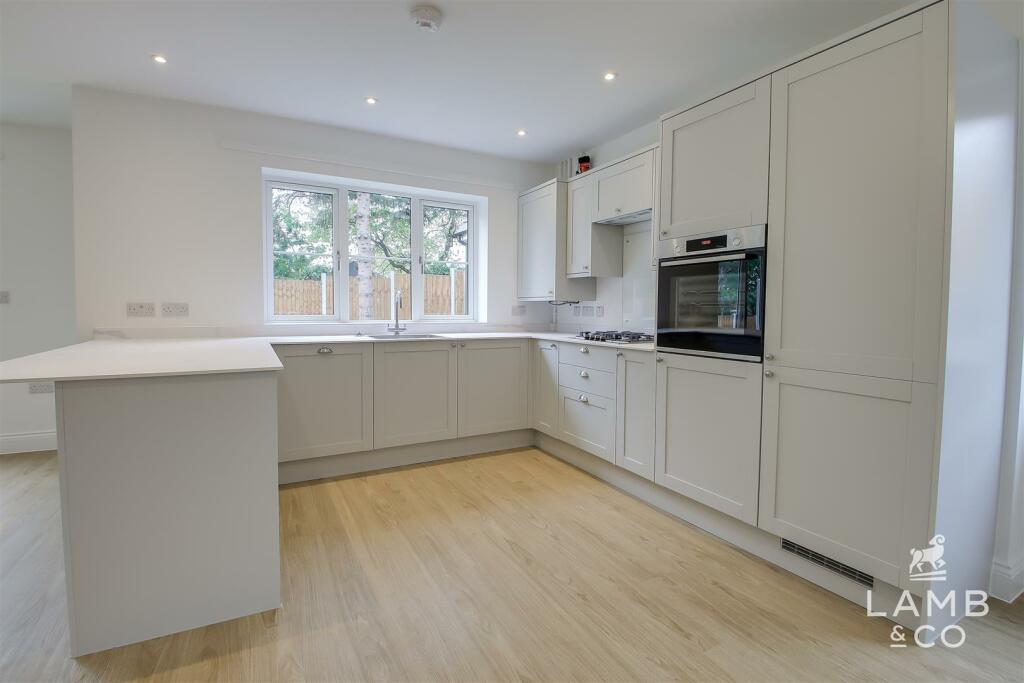 Additional image 13 of Orchard Close, Fronks Road, Dovercourt