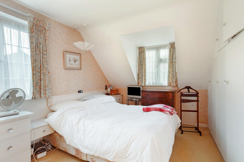 Additional image 10 of Dome Hill, Caterham, CR3