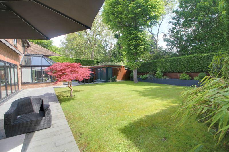 Additional image 23 of Russell Hill Road, West Purley