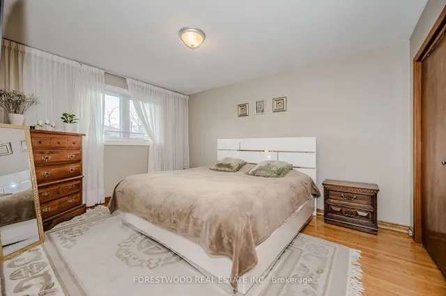 Additional image 17 of 924 Lovingston Cres