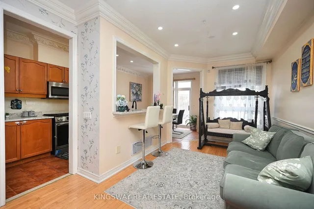 Additional image 8 of 918 Khan Cres