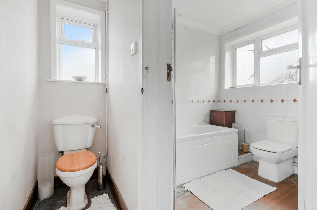 Additional image 8 of Mitchley Avenue, Purley, CR8