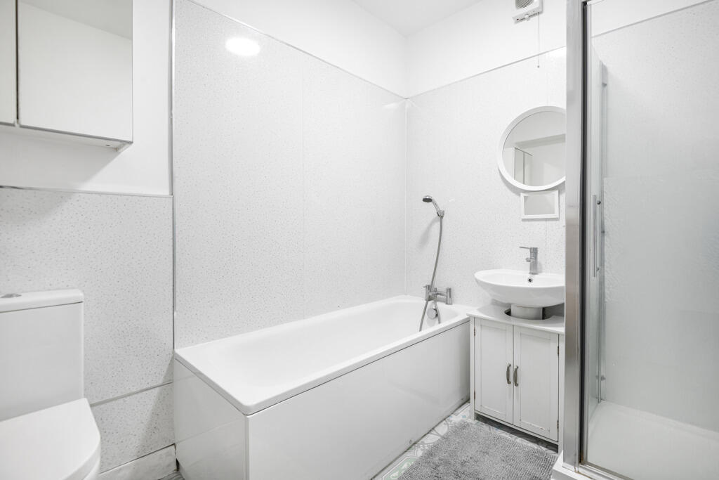 Additional image 14 of Kingswood Avenue, Thornton Heath, CR7