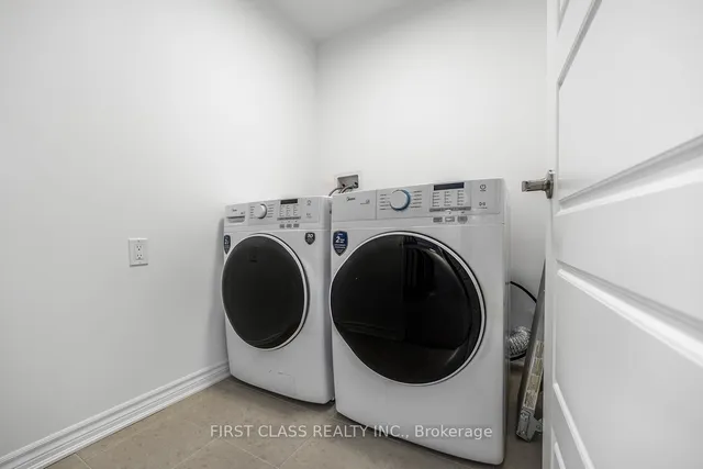 Additional image 20 of 3032 Bramall Gdns