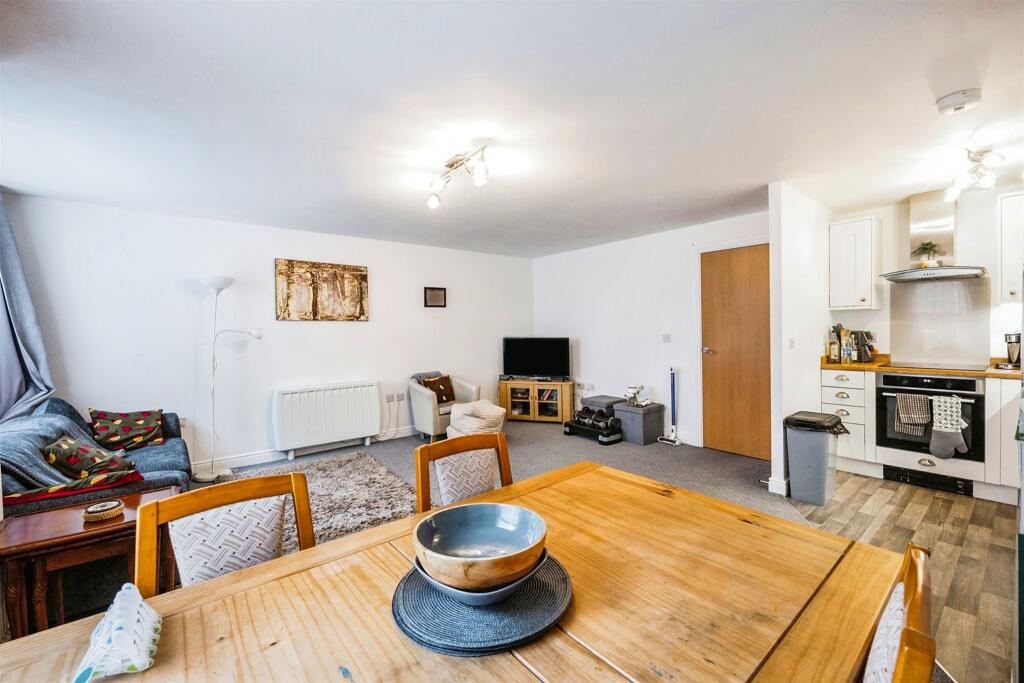 Additional image 11 of Bingley Court, Canterbury