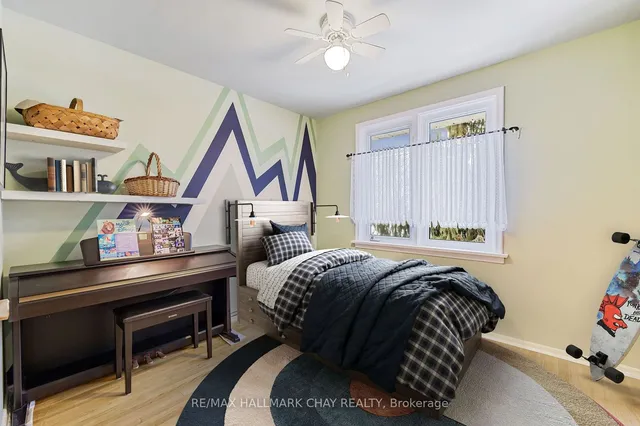 Additional image 19 of 405 Broadway Ave