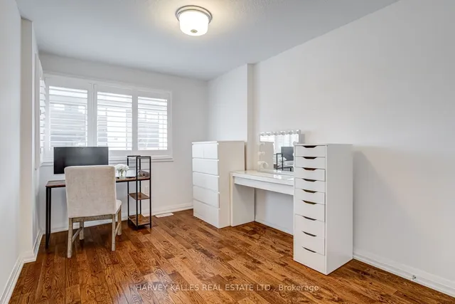 Additional image 18 of 35 Midhurst Hts Unit 22