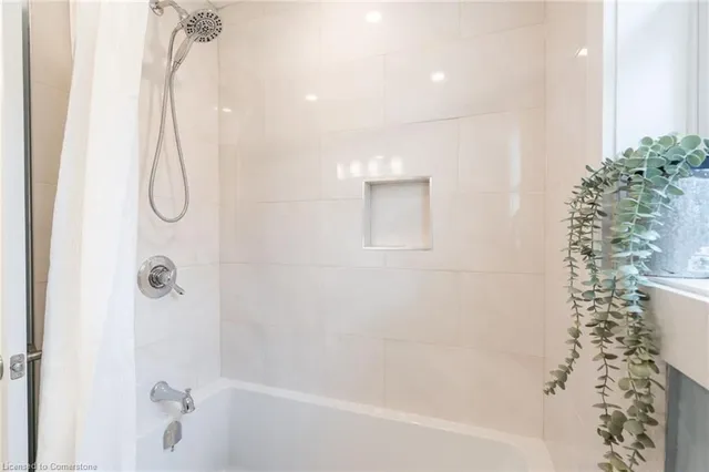 Additional image 34 of 60 Kensington Ave