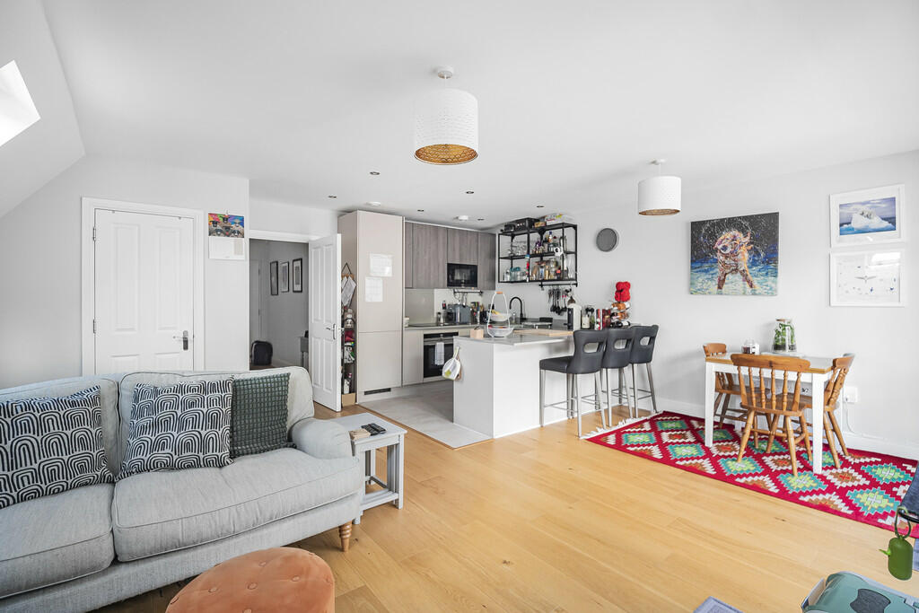 Additional image 8 of Foxley Lane , Purley