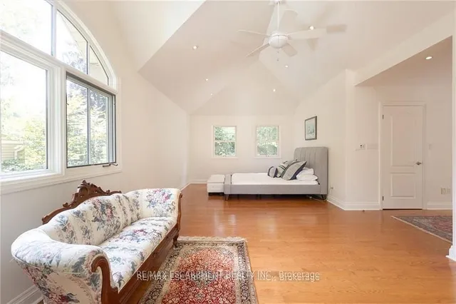 Additional image 17 of 247 Colchester Dr