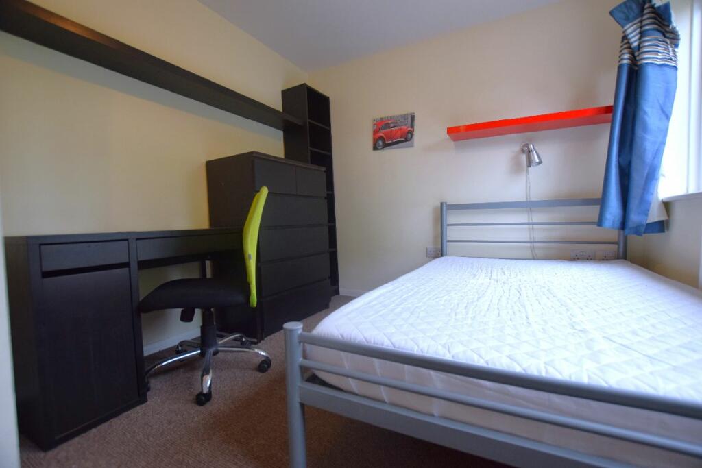 Additional image 10 of 5 Bed Student Home - Teddington Close