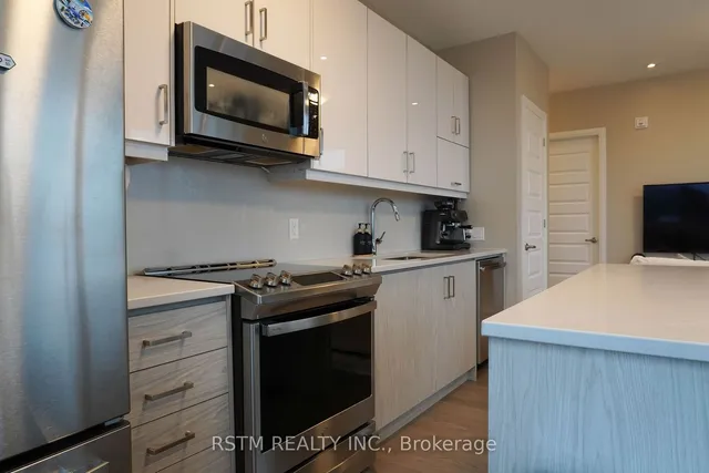 Additional image 8 of 95 Dundas St Unit 215