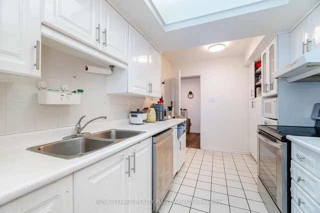 Additional image 23 of 4470 Tucana Crt Unit 910