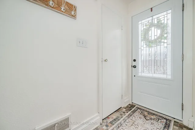 Additional image 6 of 15 Mayfair Ave