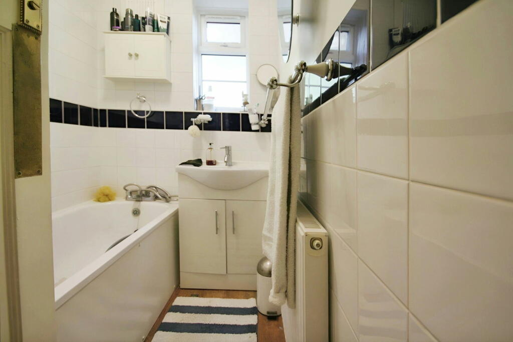 Additional image 3 of London Road, Thornton Heath, CR7 6JL