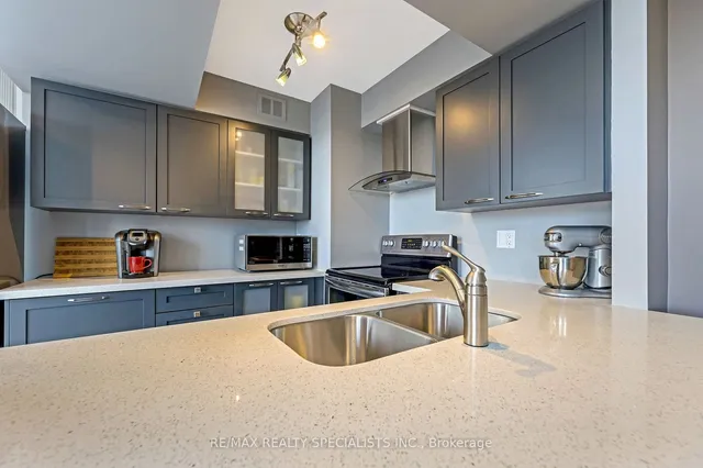 Additional image 14 of 50 Eglinton Ave Unit 501