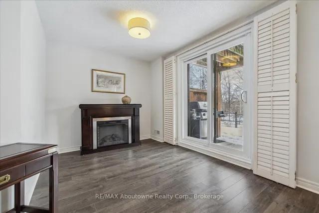 Additional image 31 of 2250 Rockingham Dr Unit 26