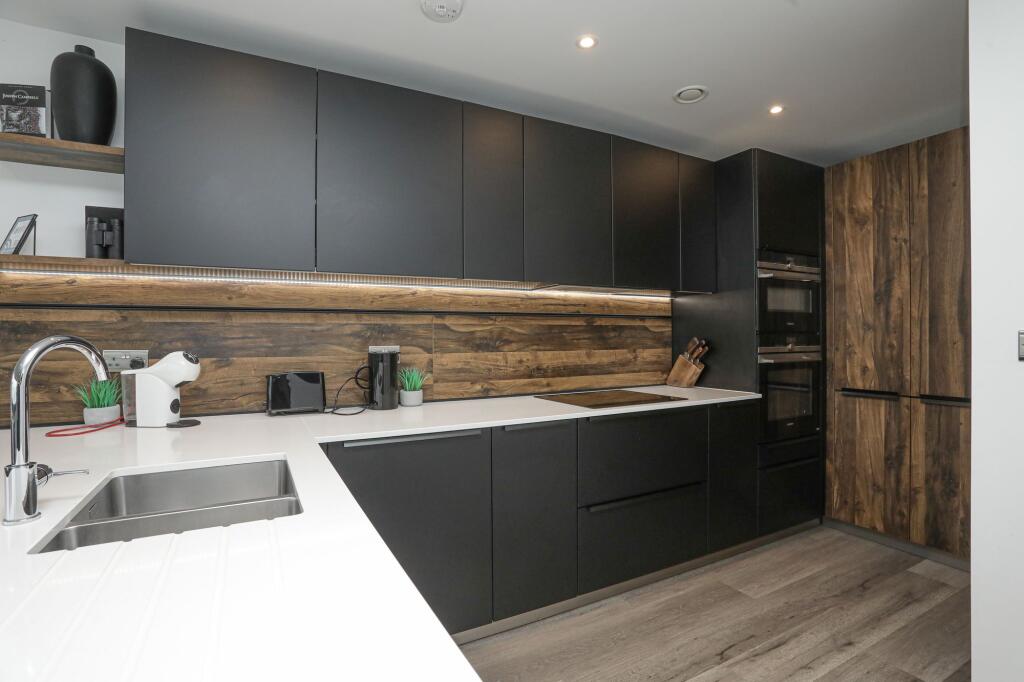 Additional image 34 of Beach Drive, Sea View, CT11