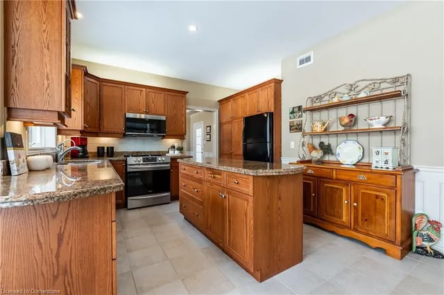 Additional image 10 of 5 Bridle St