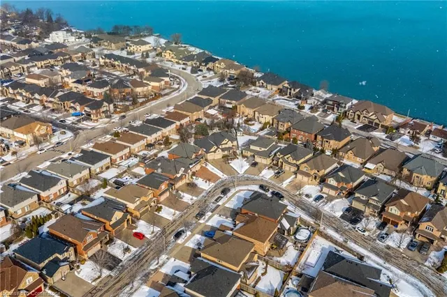 Additional image 40 of 35 Chiara Dr