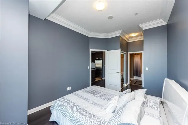 Additional image 23 of 55 Eglinton Ave Unit 405