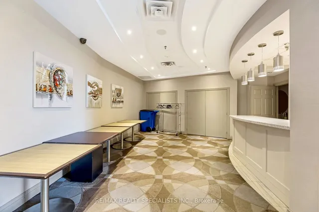 Additional image 38 of 50 Eglinton Ave Unit 501
