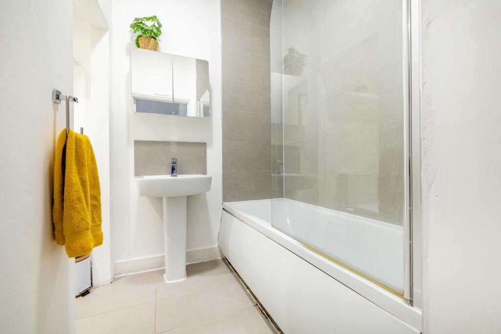 Additional image 7 of Roke Lodge Road, Kenley, CR8