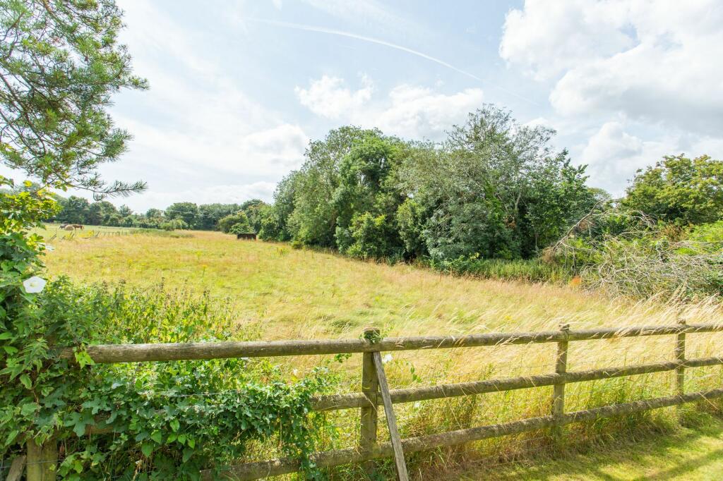 Additional image 20 of Shooters Hill, Eythorne, CT15