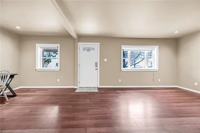 Additional image 11 of 355 Weir St