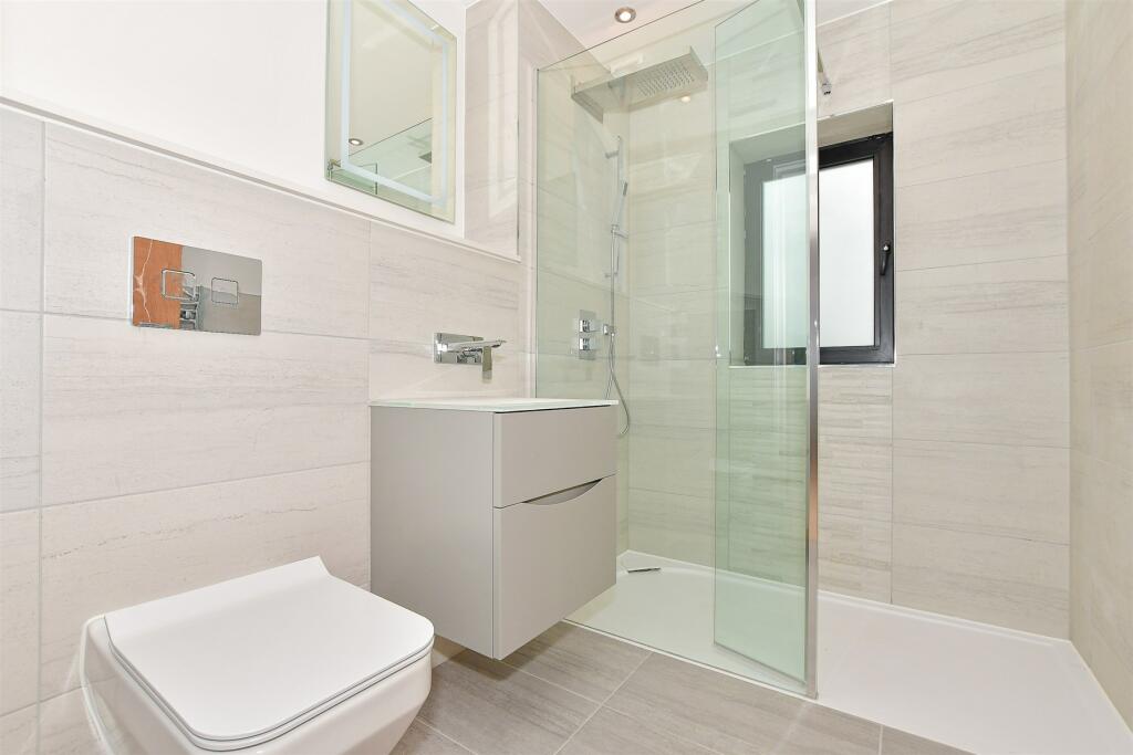 Additional image 8 of Ocean View, Fitzroy Avenue, Broadstairs, Kent