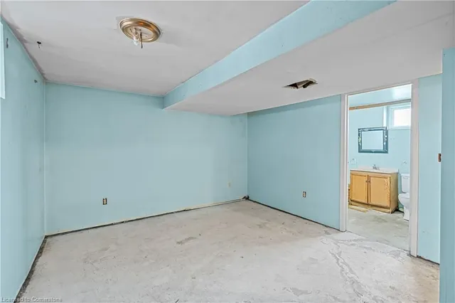 Additional image 30 of 2038 2nd Con Road West