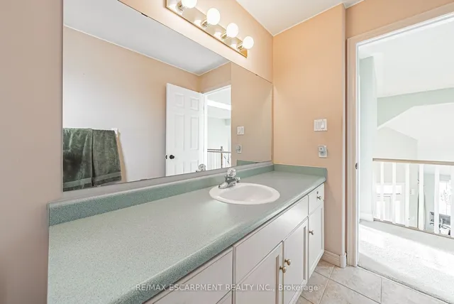 Additional image 33 of 48 Riviera Rdge