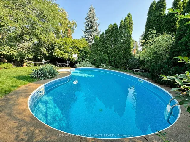 Additional image 37 of 411 Barclay Cres