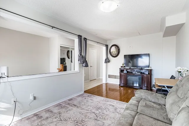 Additional image 7 of 5821 Tiz Rd