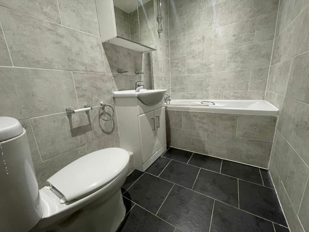 Additional image 5 of 6 Bed Student Home - 3 North Holmes Road