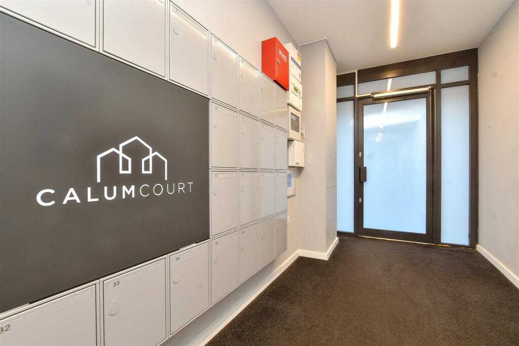 Additional image 15 of High Street, Purley, Surrey