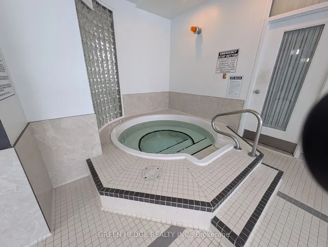 Additional image 24 of 25 Trailwood Dr Unit 707