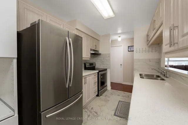 Additional image 15 of 25 Trailwood Dr Unit 303