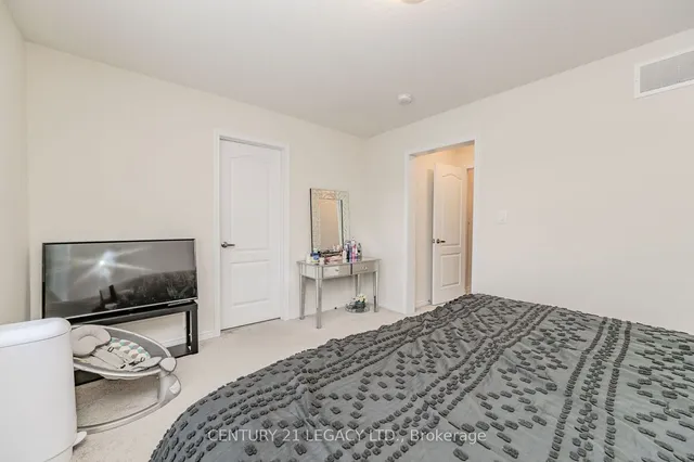 Additional image 15 of 12 TOFFEE Tr