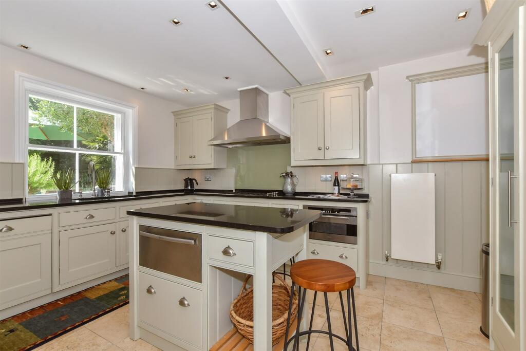 Additional image 8 of High Street, Sandwich, Kent