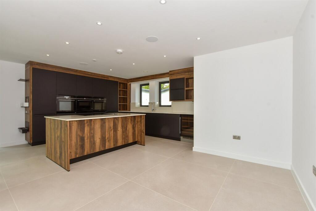 Additional image 5 of Ocean Drive, Broadstairs, Kent