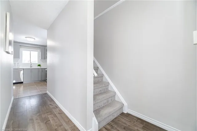 Additional image 20 of 43 Markham Cres