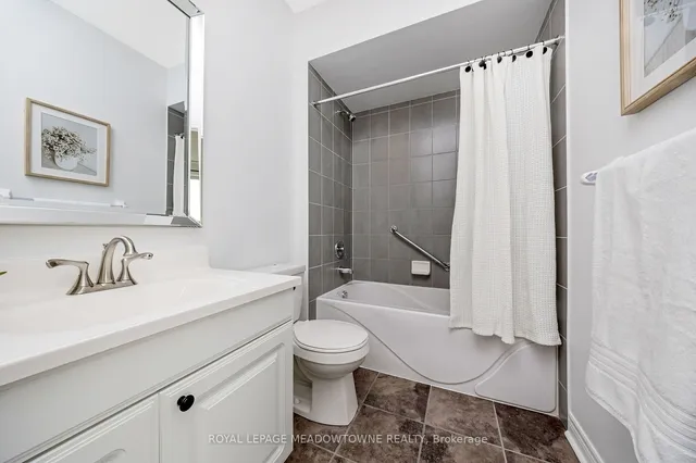 Additional image 32 of 383 Main St Unit 618