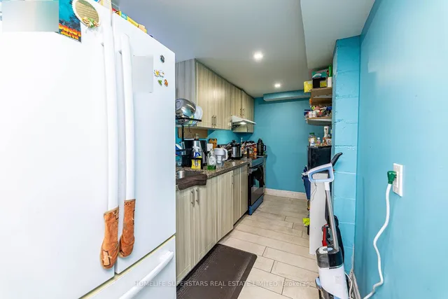 Additional image 23 of 3130 Merritt Ave