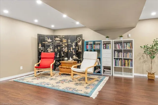 Additional image 34 of 43 Jeffrey Dr